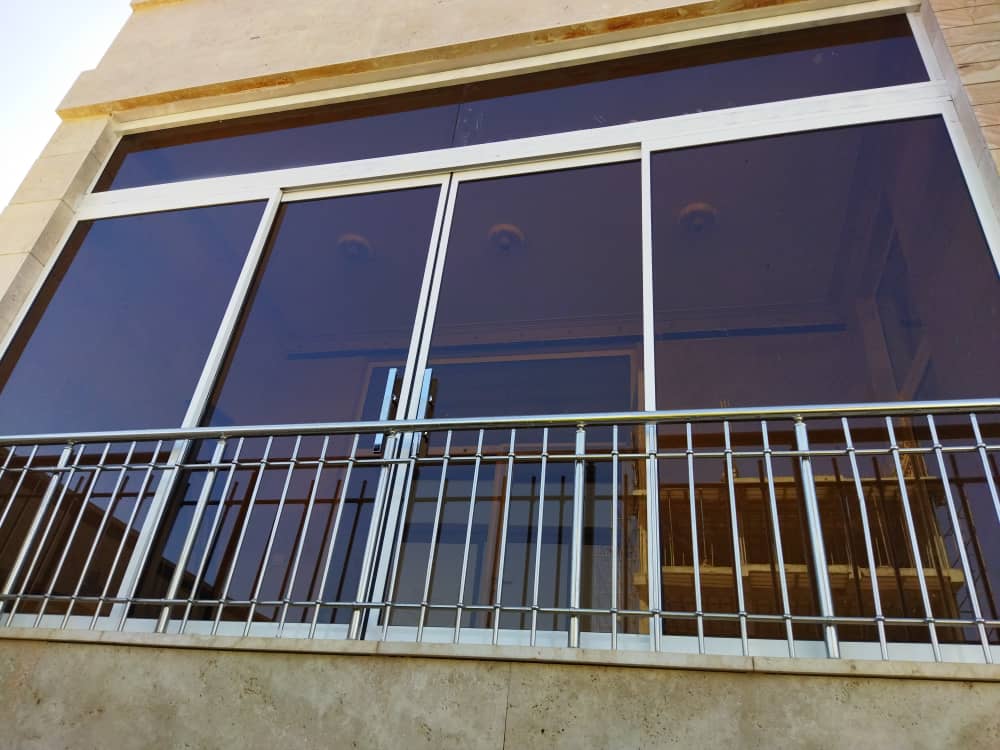 شیشه سکوریت امین‌ در یزد