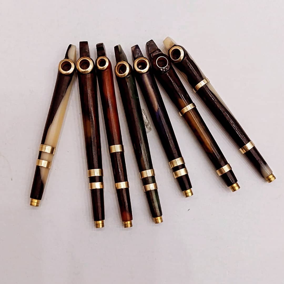 تنباکو و مدواخ کلات در گراش فارس تنباکو و مدواخ کلات در گراش فارس