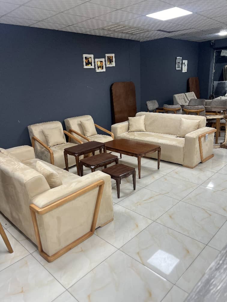 بازرگانی مبل ماهان در رشت جاده انزلی