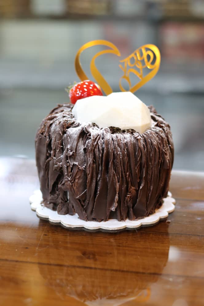 شیرینی و سوغات تک برگ در خرمدره