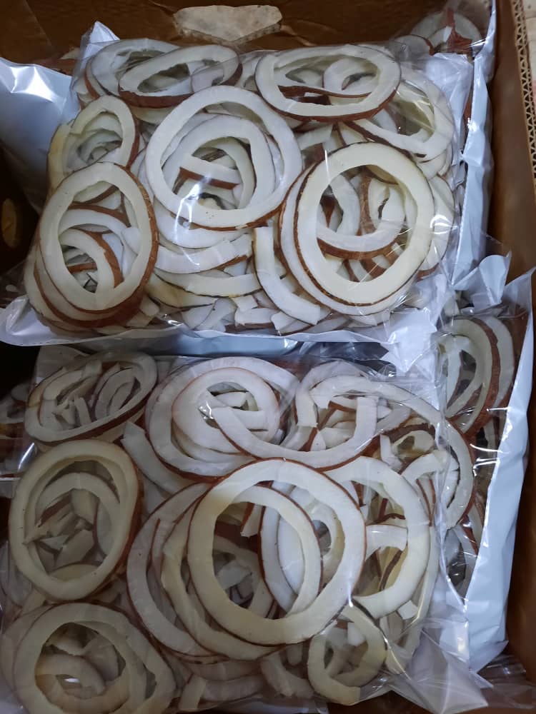 تولید میوه خشک احمدی در کرج