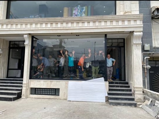 نصب شیشه ضدگلوله محسن در رشت نصب شیشه ضدگلوله محسن در رشت