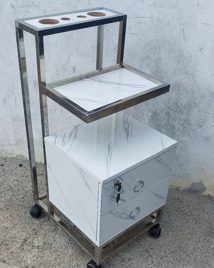 تجهیزات سالنی آرایشی و محصولات پوستی کاردر در فریدون کنار تجهیزات سالنی آرایشی و محصولات پوستی کاردر در فریدون کنار