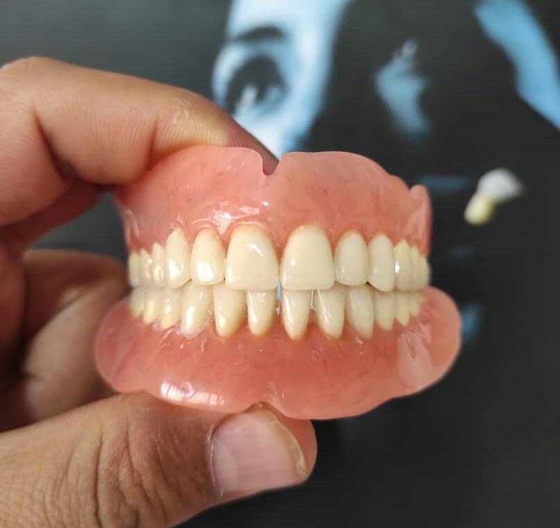 لابراتوار دندانسازی خرم‌دنتال بهاروند در لرستان خرم‌آباد