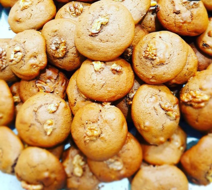 کلوچه پزی گلی نژاد کلوچه پزی گلی نژاد