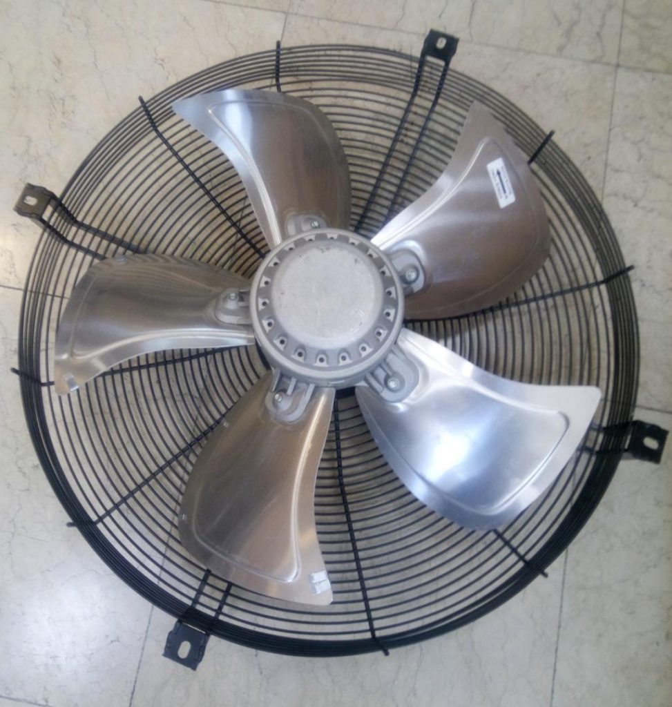 تجهیزات سردخانه صنعتی آمونیاکی NH3 کرمی در تهران تجهیزات سردخانه صنعتی آمونیاکی NH3 کرمی در تهران