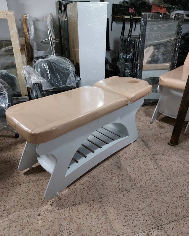 تجهیزات سالنی آرایشی و محصولات پوستی کاردر در فریدون کنار تجهیزات سالنی آرایشی و محصولات پوستی کاردر در فریدون کنار