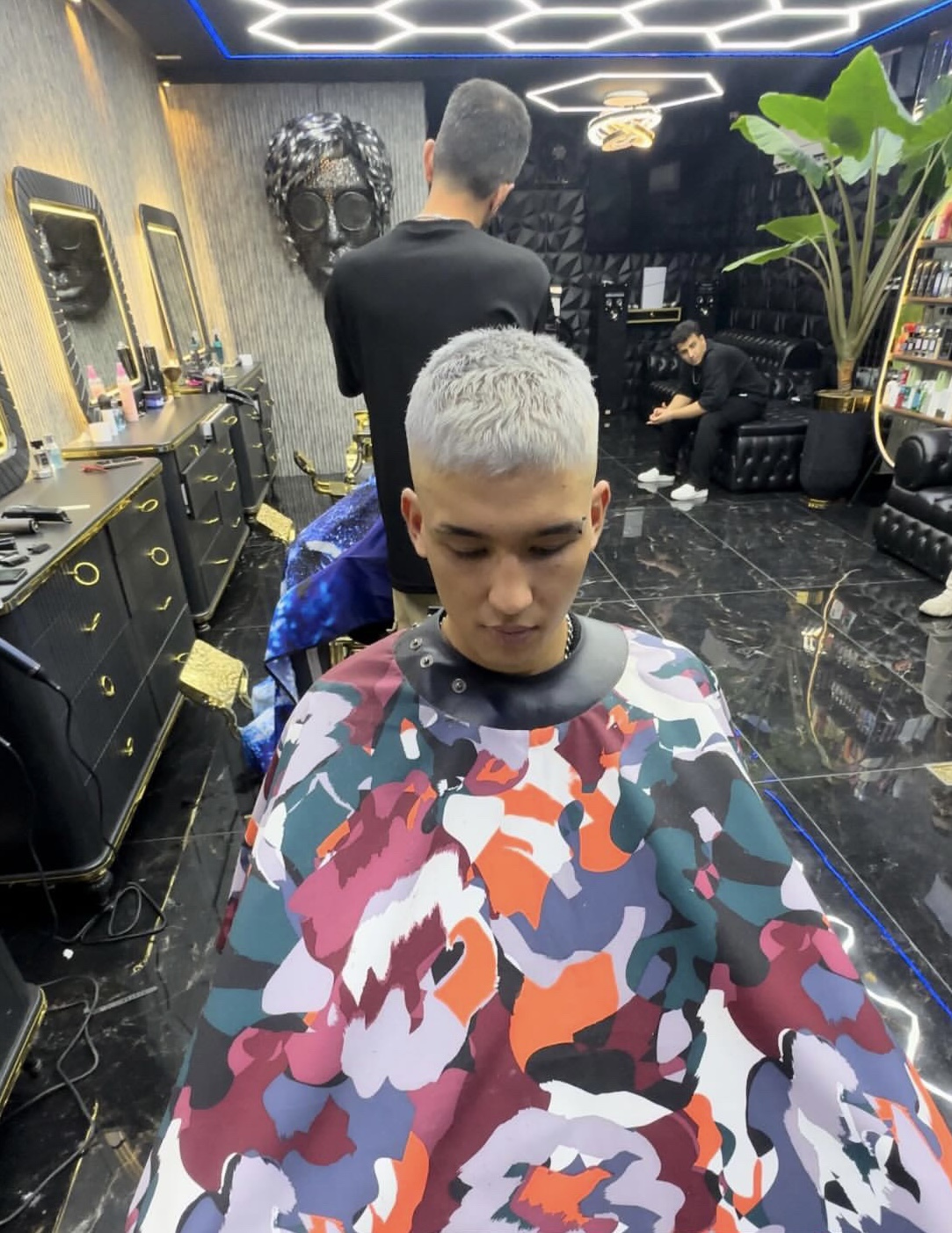 سالن تخصصی داماد کات لند در شیراز