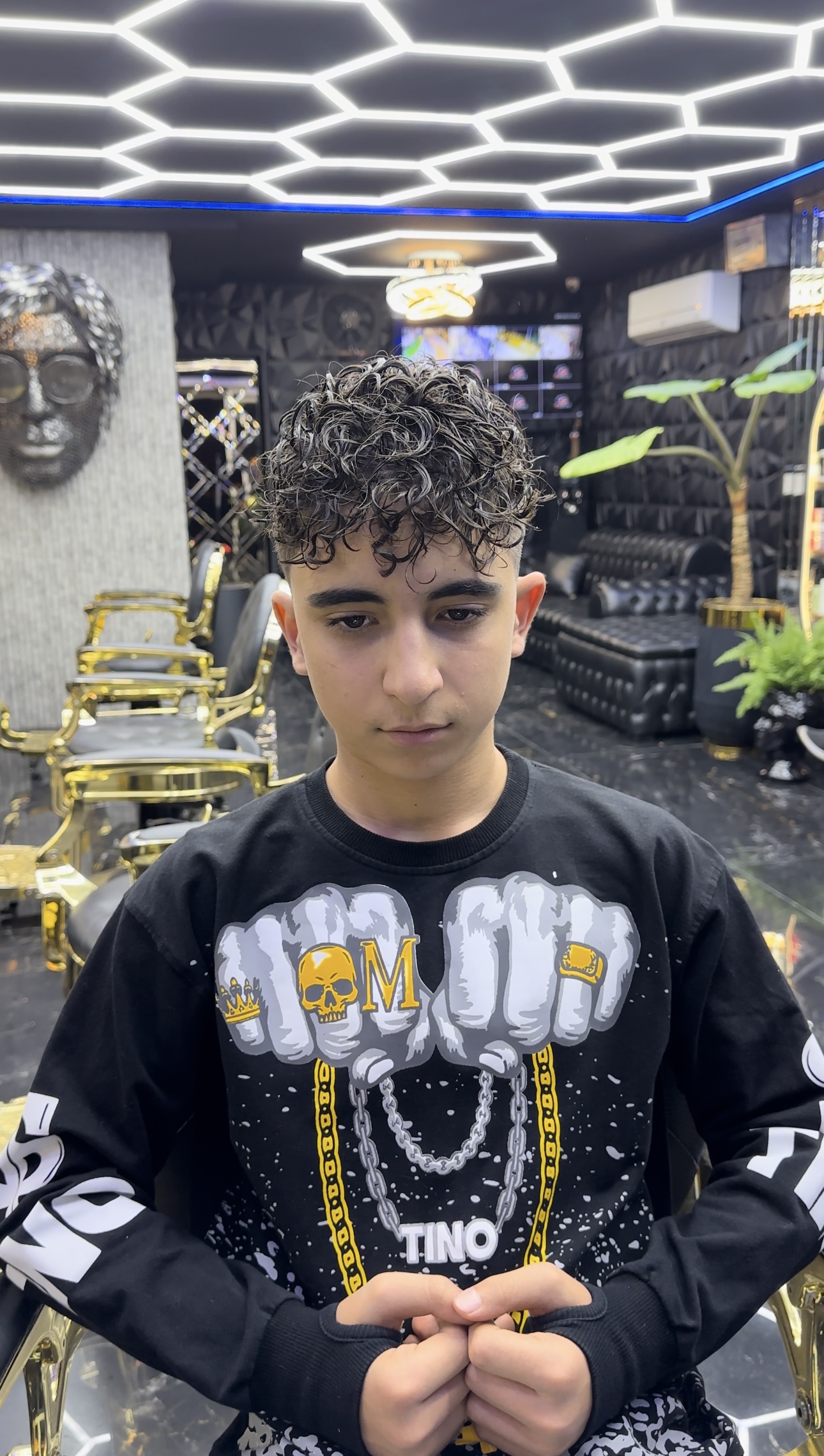 سالن تخصصی داماد کات لند در شیراز