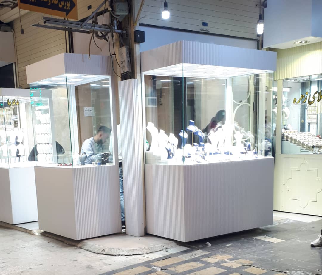 نصب شیشه ضدگلوله محسن در رشت نصب شیشه ضدگلوله محسن در رشت