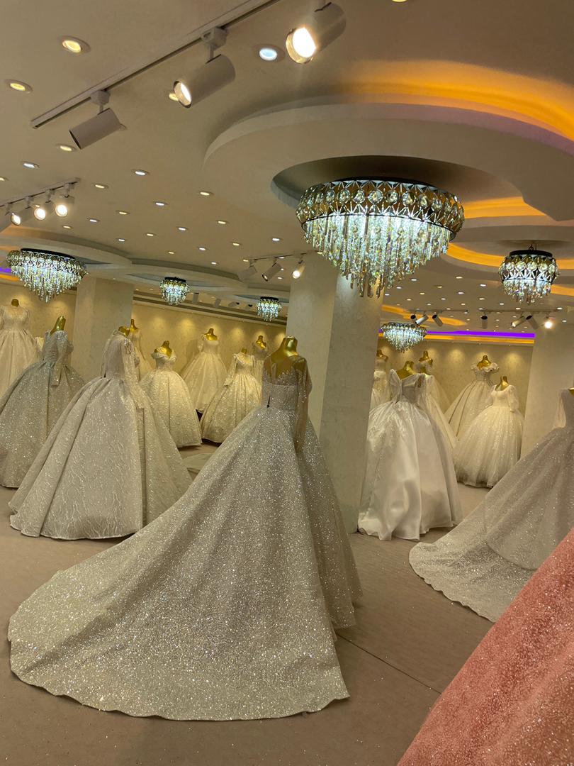 مزون لباس عروس هستی در کرج