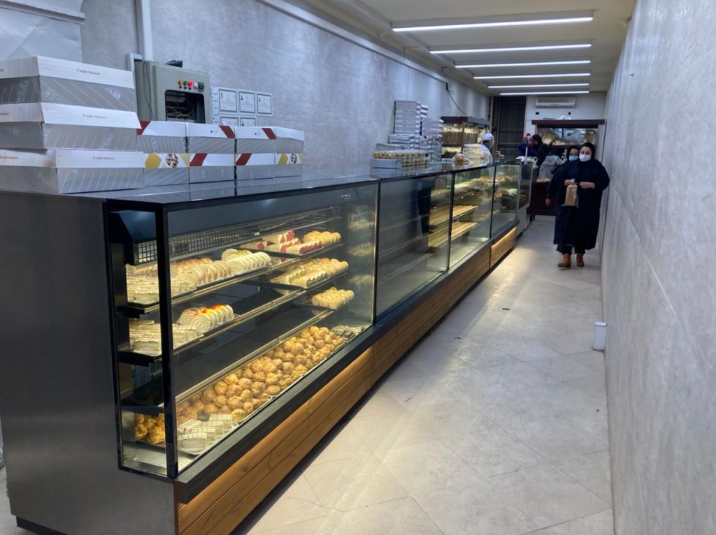 نان و شیرینی کافه نون در قم نان و شیرینی کافه نون در قم