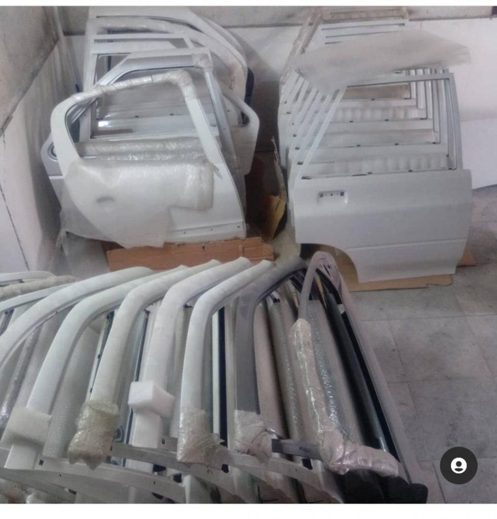 پخش بدنه رنگی خودرو درم گزین در کرج