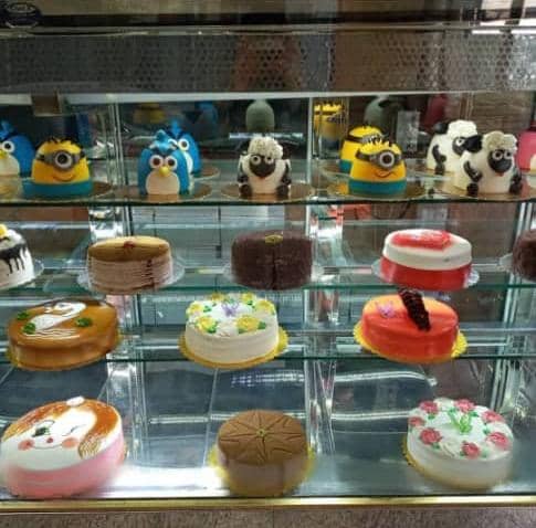 شیرینی شاتوت رضازاده در کلارآباد شیرینی شاتوت رضازاده در کلارآباد