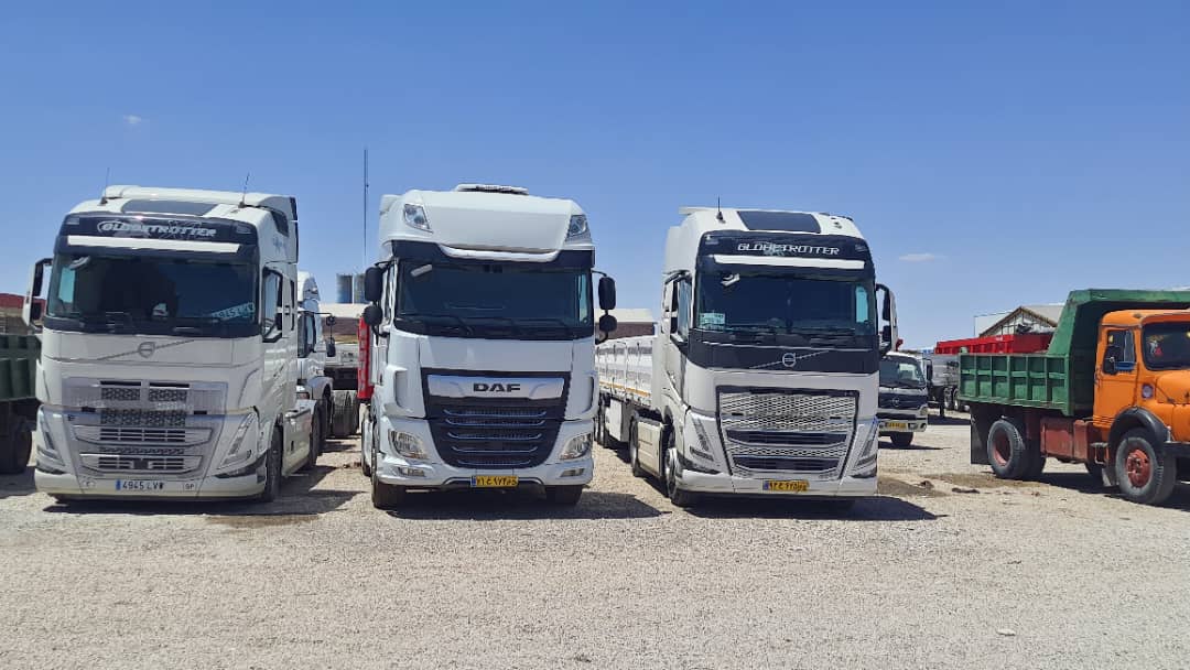 نمایشگاه کامیون جعفری در کرمان نمایشگاه کامیون جعفری در کرمان