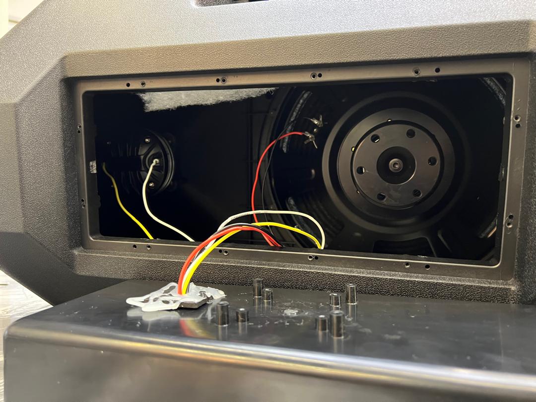 واردات و فروش بلندگو و قطعات بلندگو لباف در تهران واردات و فروش بلندگو و قطعات بلندگو لباف در تهران