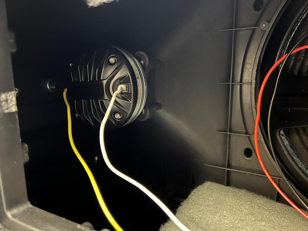 واردات و فروش بلندگو و قطعات بلندگو لباف در تهران واردات و فروش بلندگو و قطعات بلندگو لباف در تهران