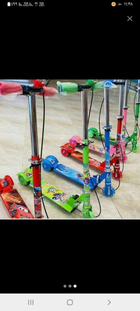 اسکوتر ترمز دار در رنگبندی