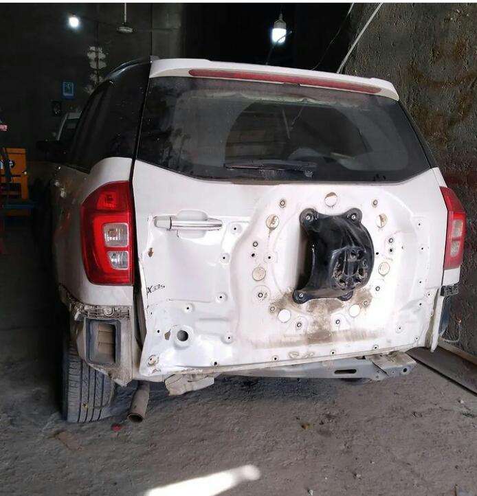 صافکاری بدون رنگ PDR بیگی در سیرجان