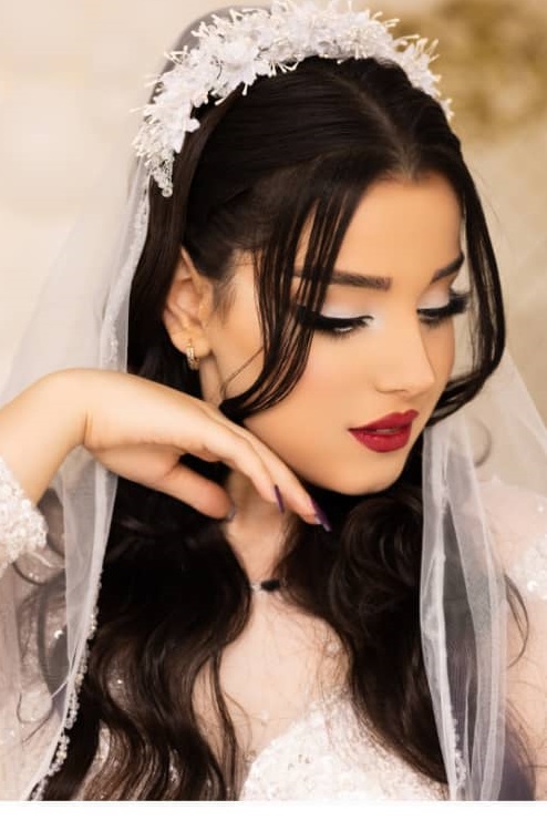 مرکز تخصصی عروس نسترن عبادی در اردبیل