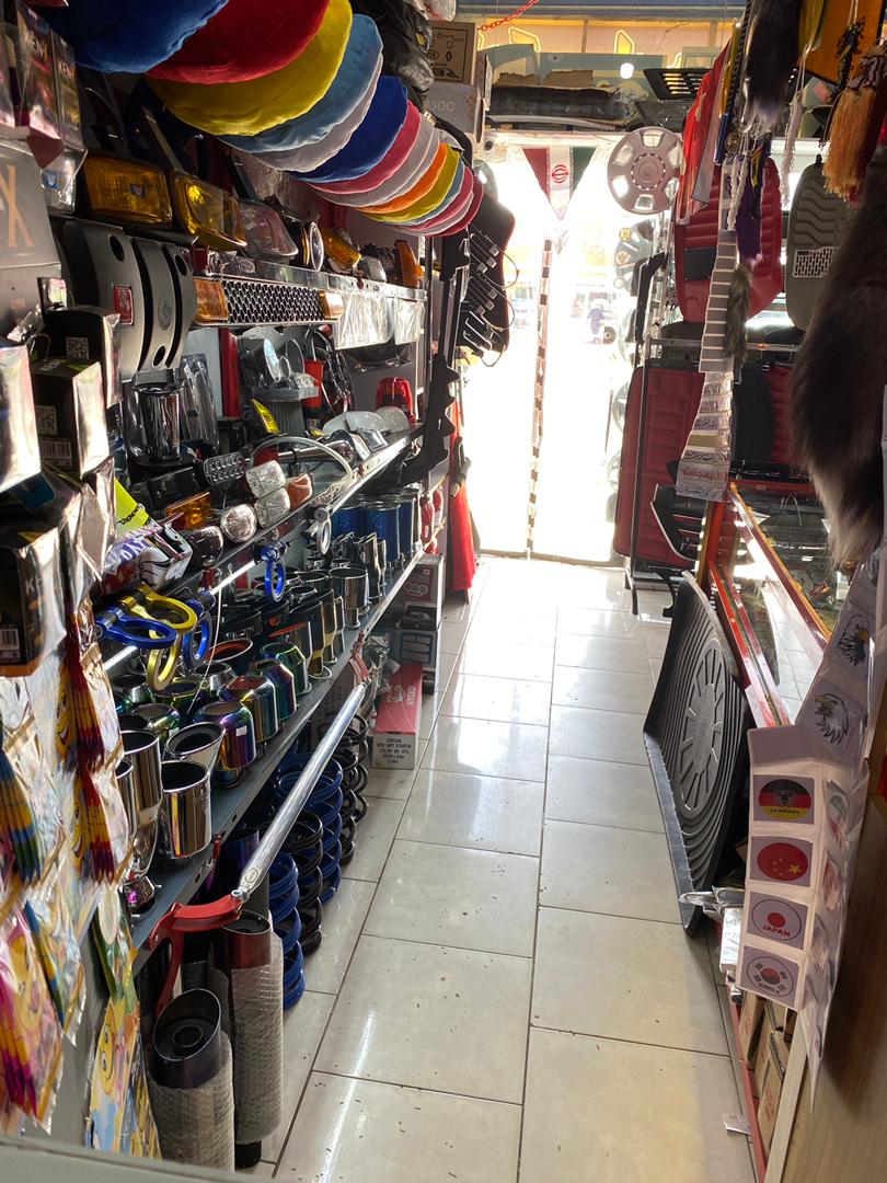 لوکس اسپرت کاریزما در آستانه اشرفیه لوکس اسپرت کاریزما در آستانه اشرفیه