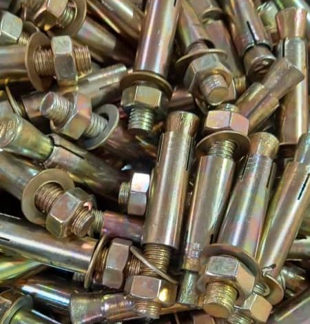 رول بولت برتر در تهران