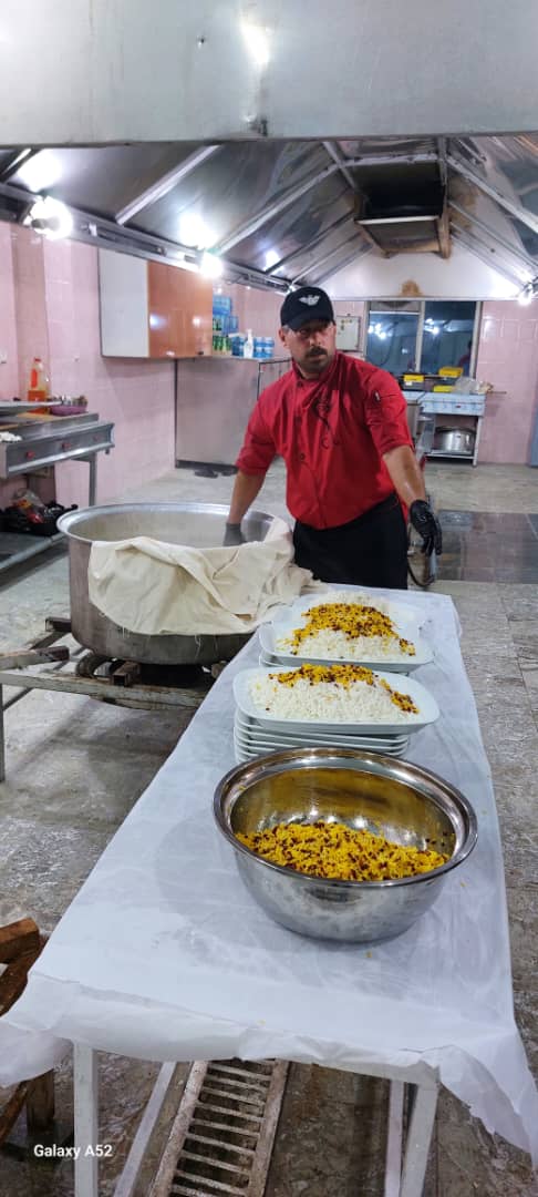 رستوران آقابزرگ ( دایی رحیم سابق) در کلاچای