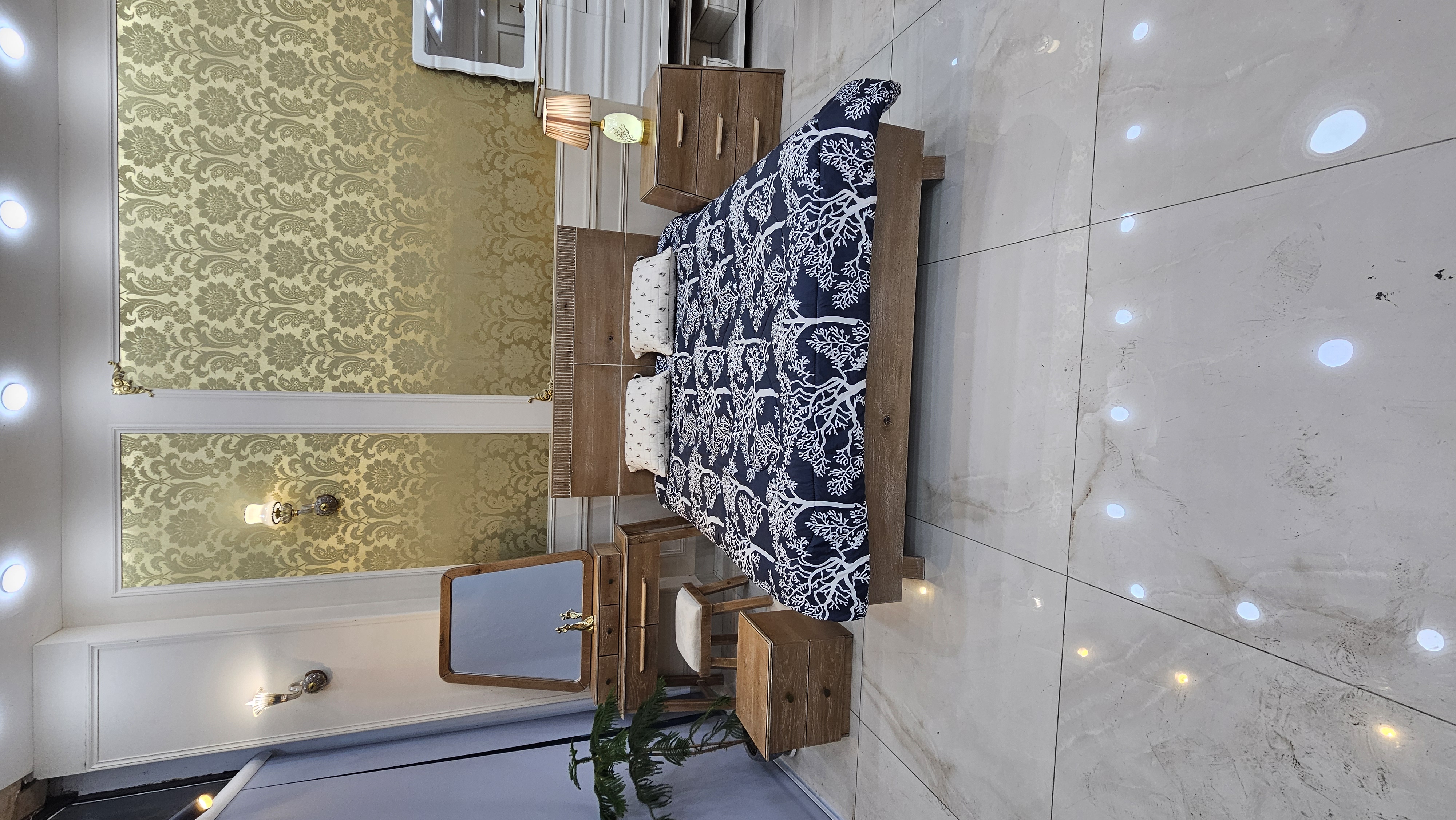 مبل امپراطور در تالش مبل امپراطور در تالش