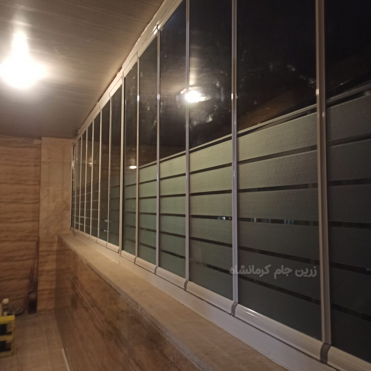 شیشه بالکنی زرین جام در کرمانشاه شیشه بالکنی زرین جام در کرمانشاه