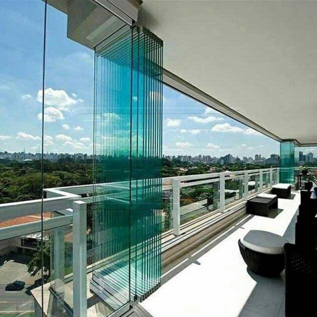 شیشه بالکنی زرین جام در کرمانشاه شیشه بالکنی زرین جام در کرمانشاه