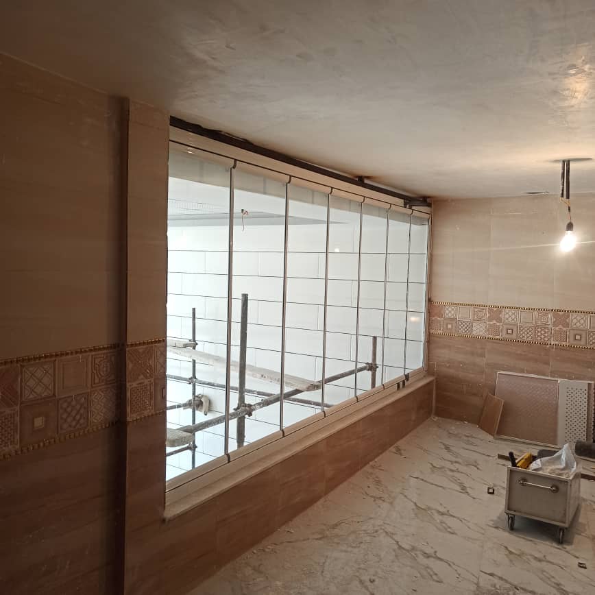 شیشه بالکنی زرین جام در کرمانشاه شیشه بالکنی زرین جام در کرمانشاه