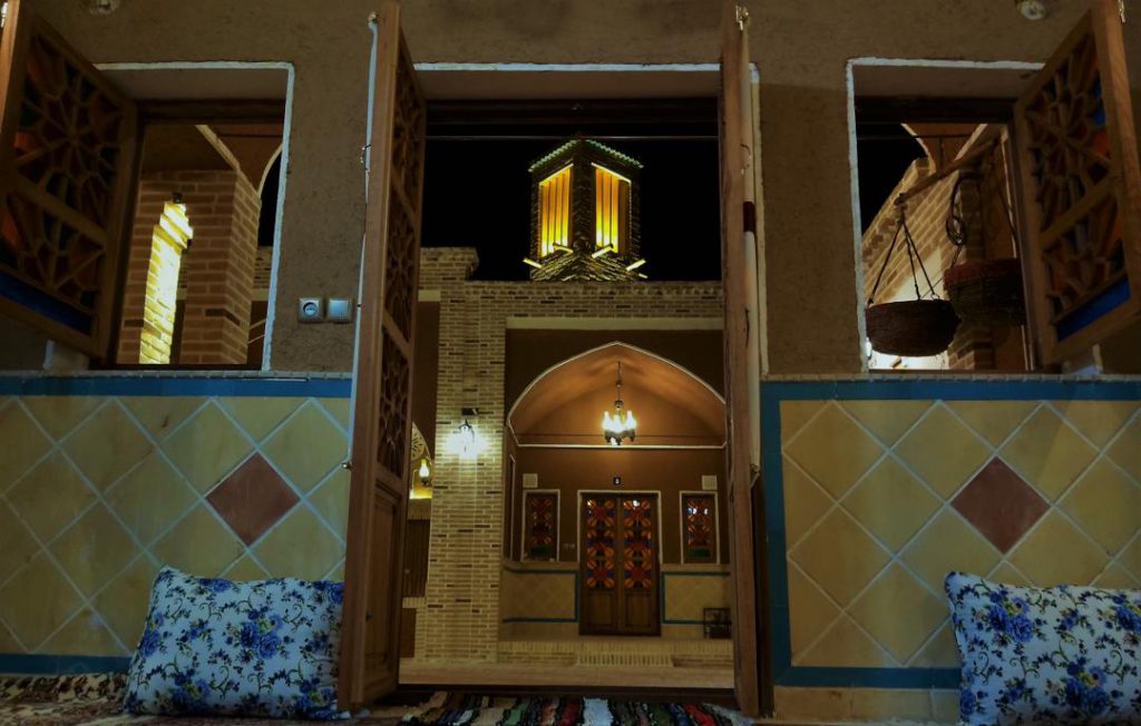 عمارت کهن در کاشان