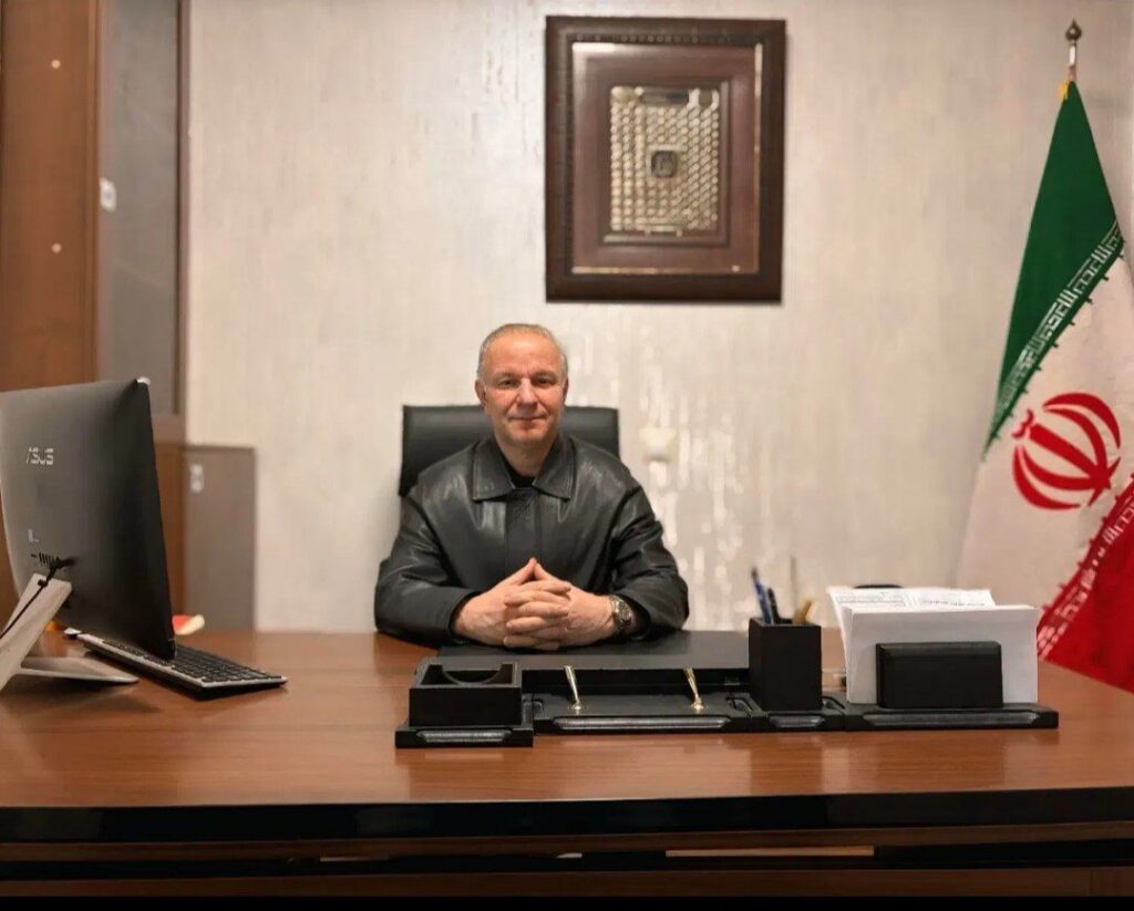 وکیل پایه یک دادگستری بهادر محمودی در تهران