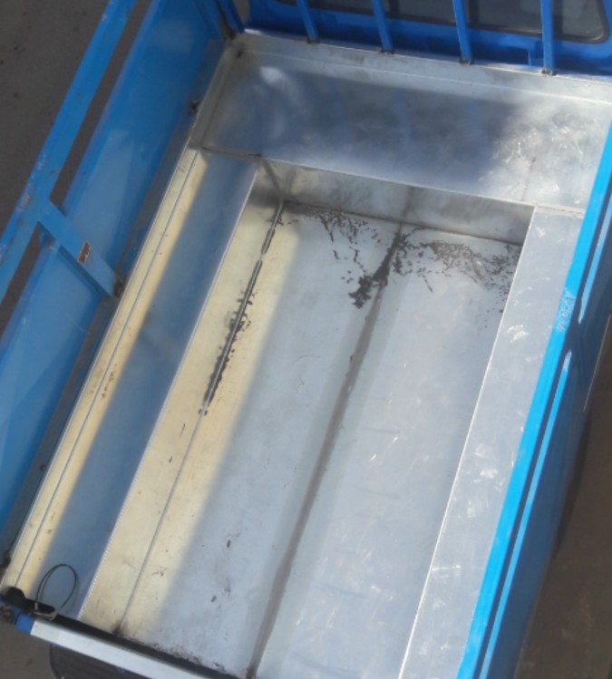 نیسان بار عظیمی در قم نیسان بار عظیمی در قم